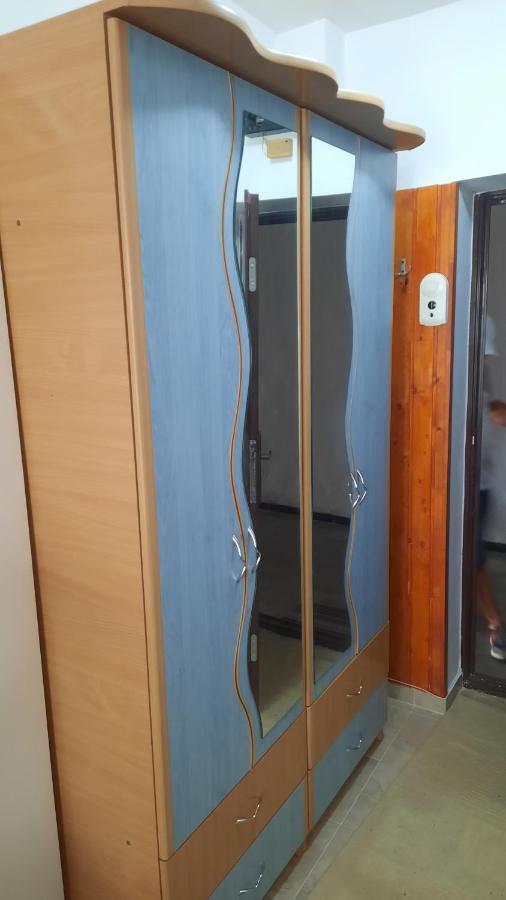 Lovely 1 Bedroom Near Arena Nationala With Ac And Free Street Parking Bukarest Eksteriør billede