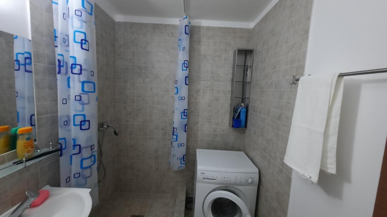Lovely 1 Bedroom Near Arena Nationala With Ac And Free Street Parking Bukarest Eksteriør billede